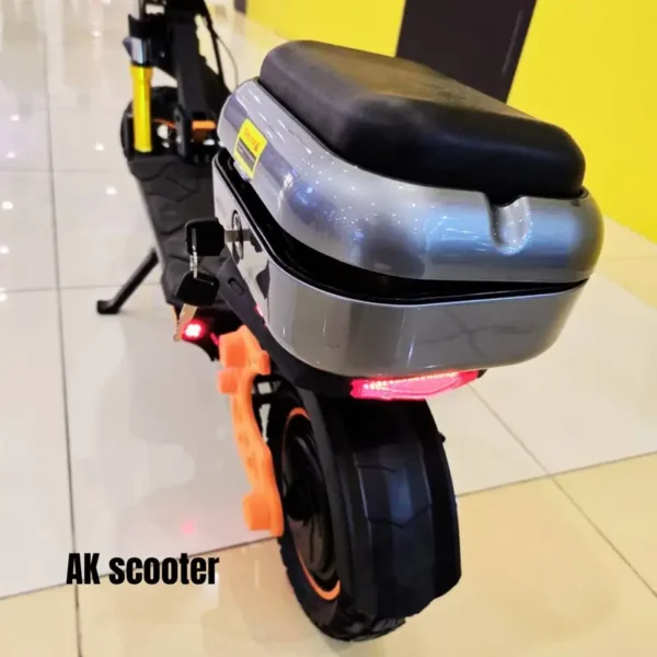 اسکوتر برقی صندلی دار روهان وینگز ام فایو پرو M5proآفرودی باکس دار rohanwings electric scooterM5pro - تصویر 5